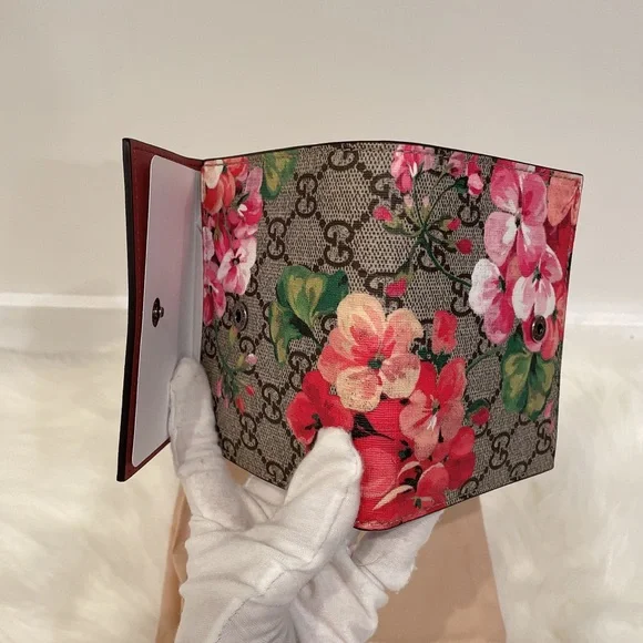 GUCCI 470071 GG Supreme Monogram Blooms Print French Flap Wallet Antique Rose - Picture 11 of 13